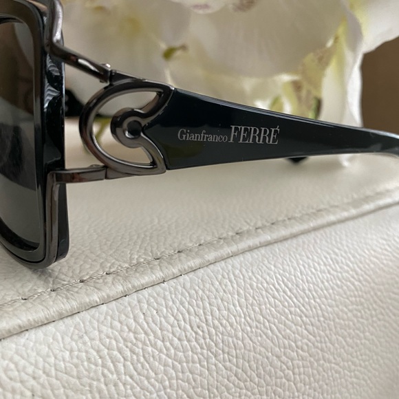 ? Gian Franco Ferre ??Sunglasses ??❤️ main image 9